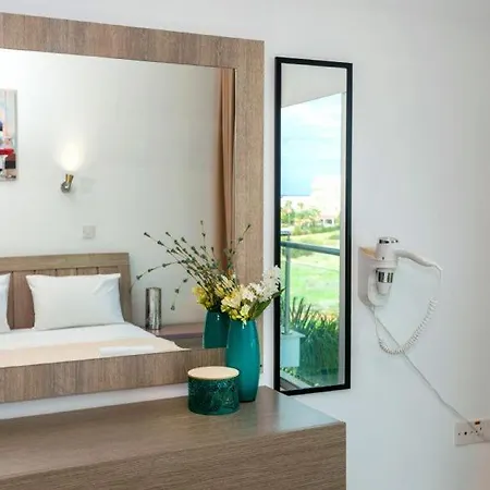 Anise - Coralli Beachfront * 帕拉利米尼