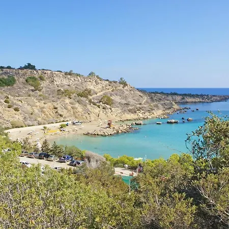 Anise - Coralli Beachfront Feriehus *