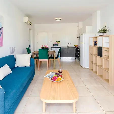 Anise - Coralli Beachfront Feriehus Paralimni